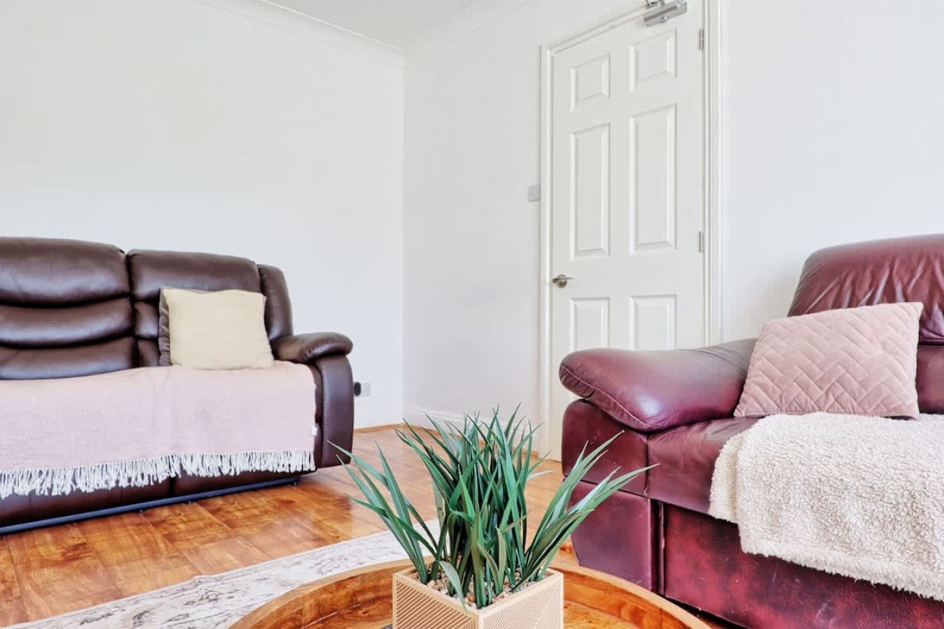 2-Bedroom House | Tilbury, Essex | Stephenson Avenue in Tilbury - Property image 8 - VivreStays