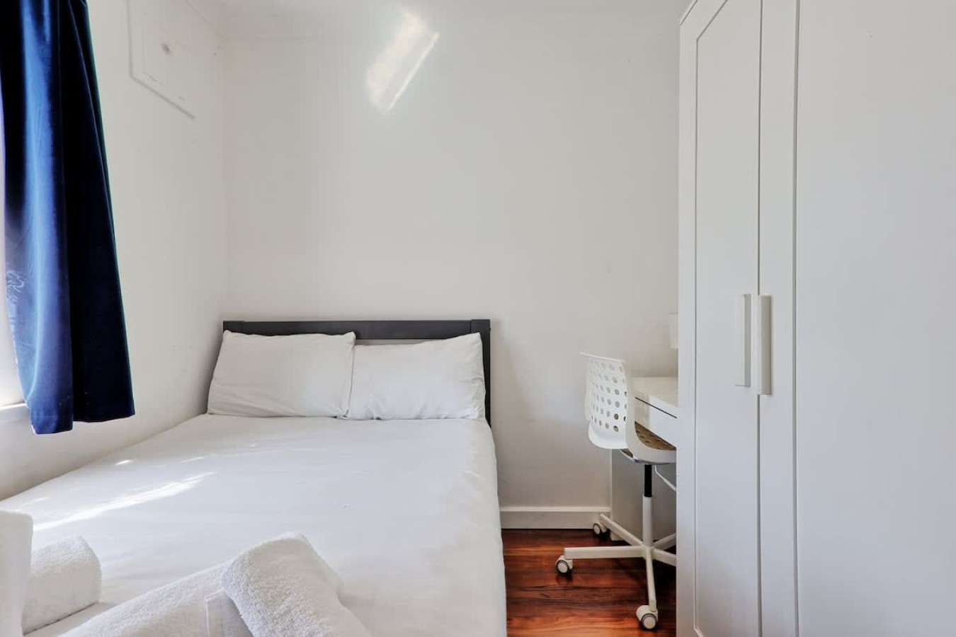 2-Bedroom House | Tilbury, Essex | Stephenson Avenue in Tilbury - Property image 39 - VivreStays