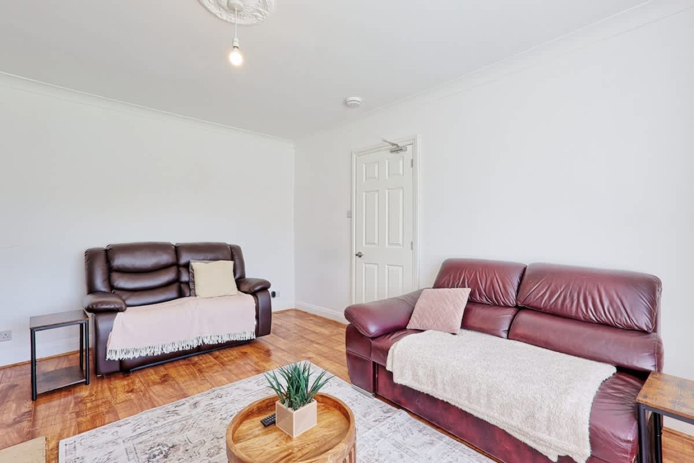 2-Bedroom House | Tilbury, Essex | Stephenson Avenue in Tilbury - Property image 7 - VivreStays