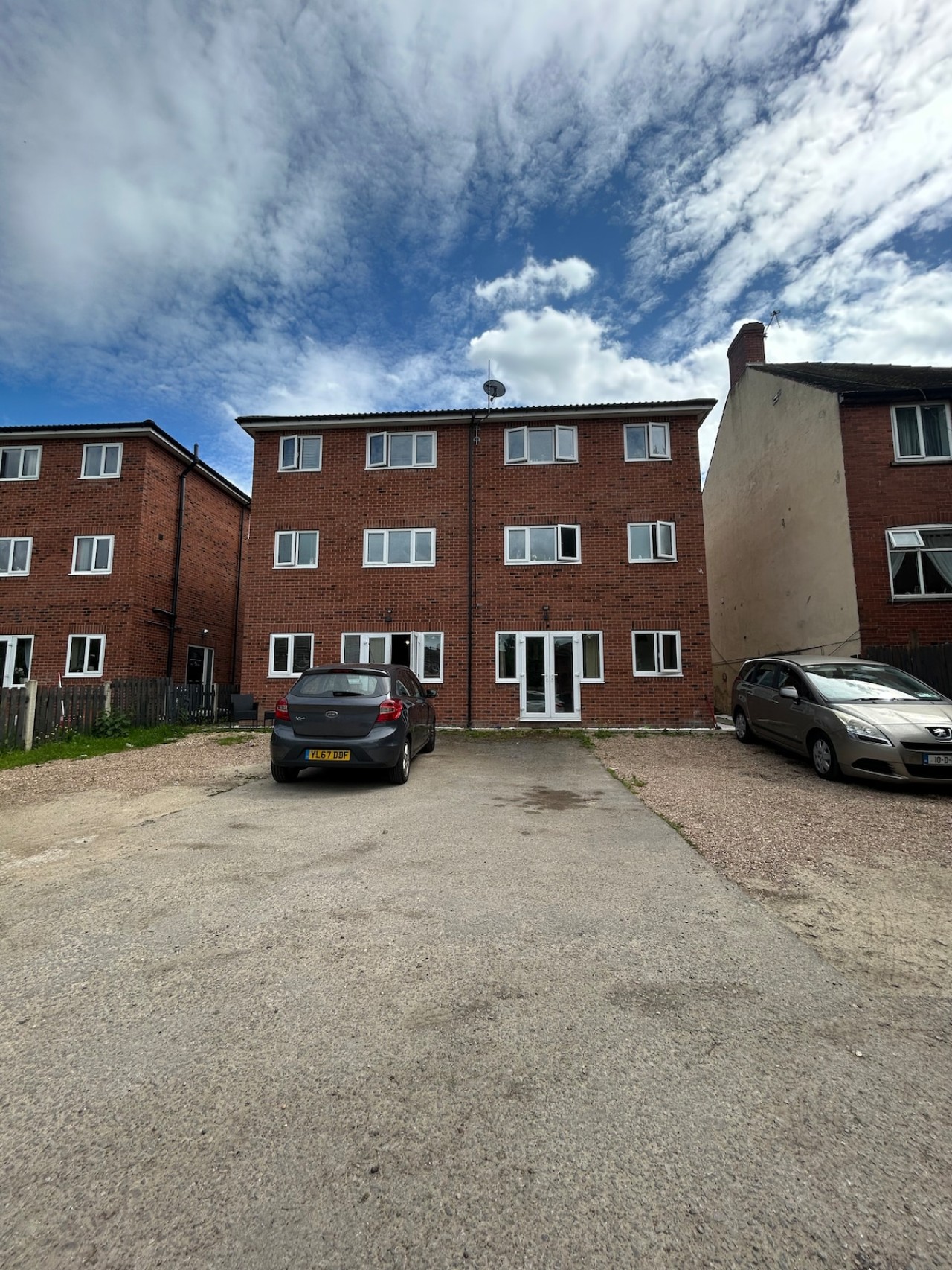 5-Bedroom House | Leeds, Beeston | Ring Road in Leeds - Property image 43 - VivreStays