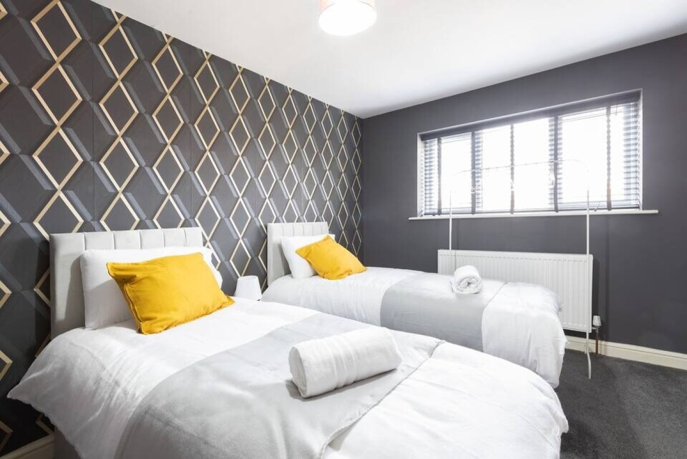 5-Bedroom House | Leeds, Beeston | Ring Road in Leeds - Property image 25 - VivreStays