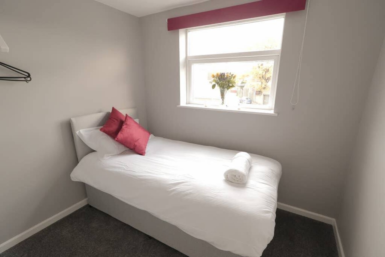 4-Bedroom House | Newcastle upon Tyne | Rokeby Street serviced apartment - UK - VivreStays