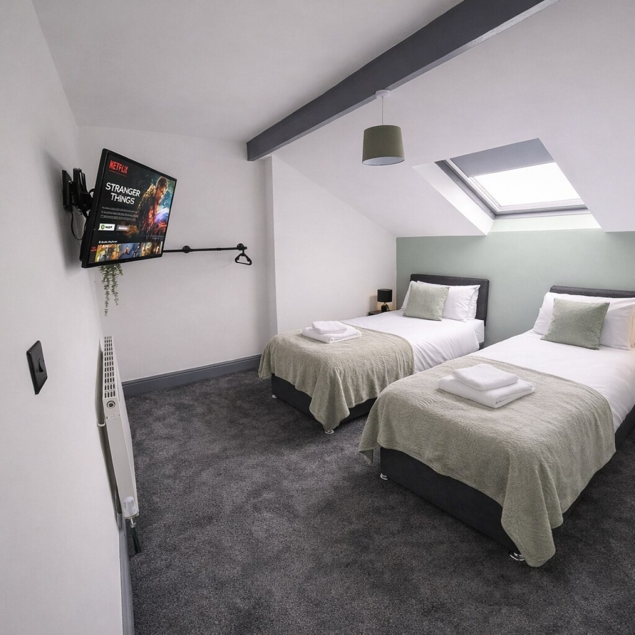 6-Bedroom House | Leeds, LS7 | Mexborough Drive in LS7 3EN, Mexborough Drive, England, United Kingdom - Property image 17 - VivreStays