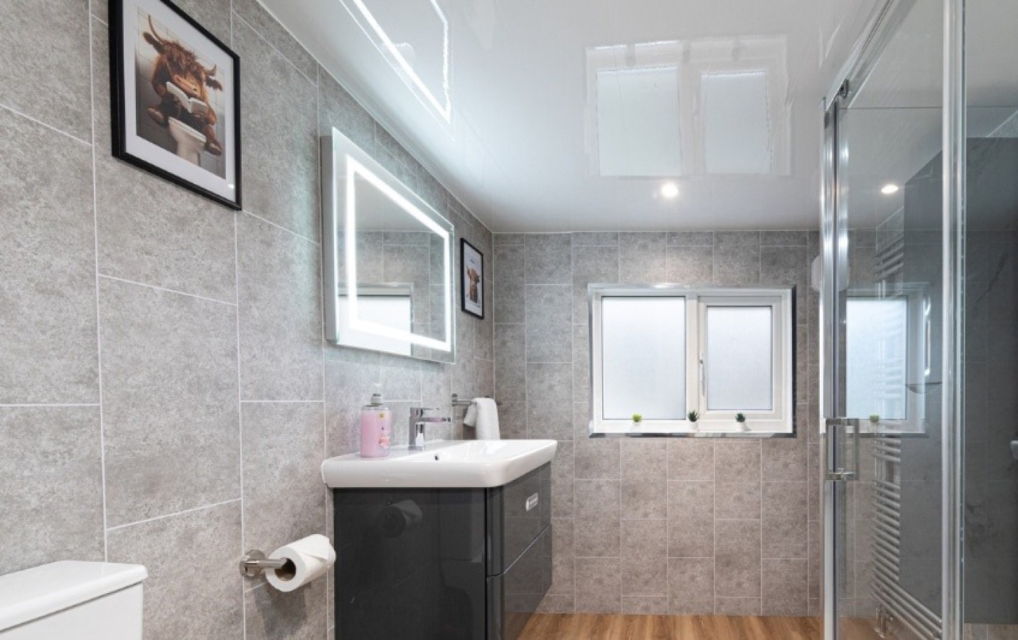 4-Bedroom House | Durham, DH1 | Fallsway in DH1 1AZ, Fallsway, England, United Kingdom - Property image 25 - VivreStays