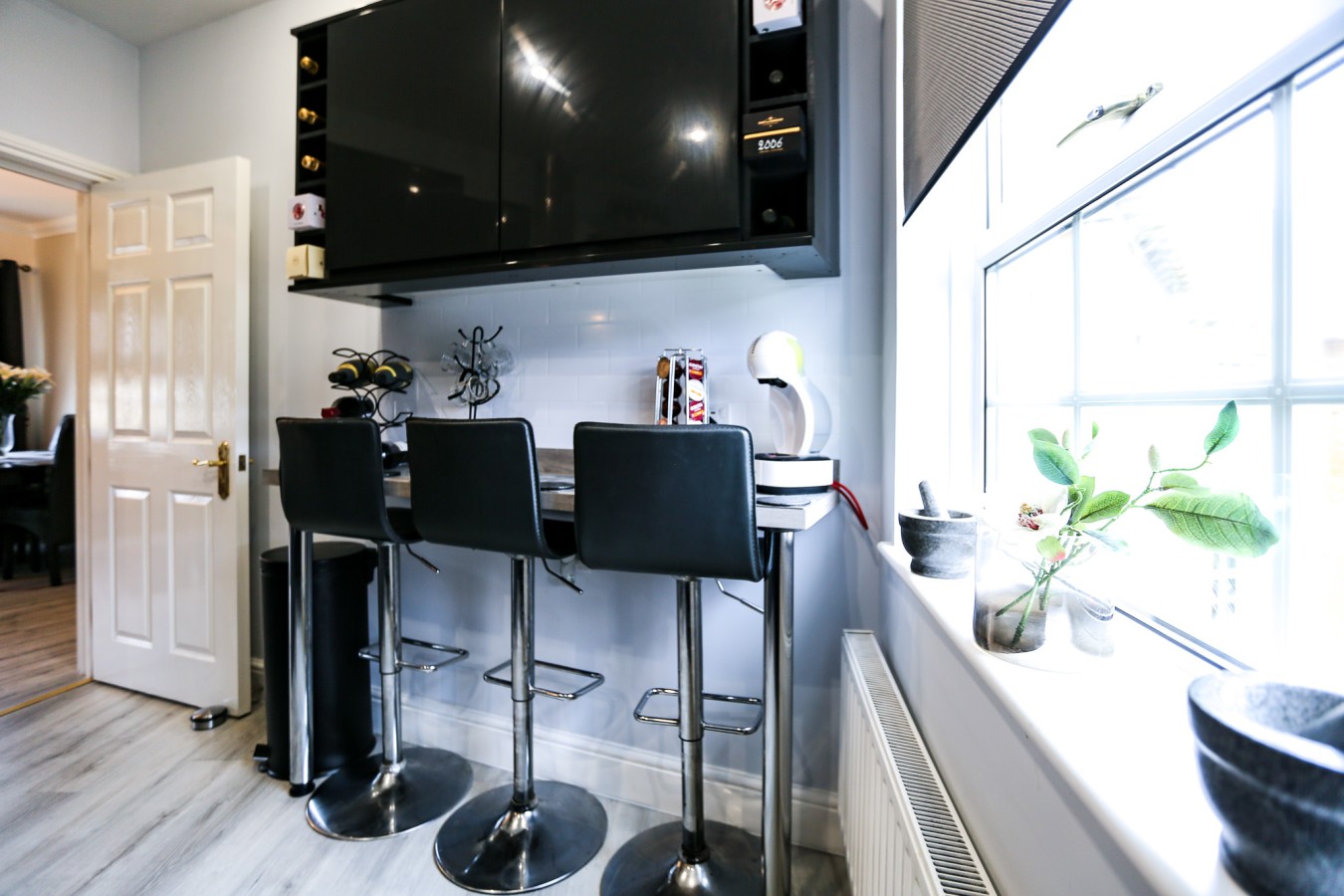 Waltham Abbey Haven 2 Bed 2 Bath Flat FREE Parking in King William Court, Kendal Road - Property image 6 - VivreStays