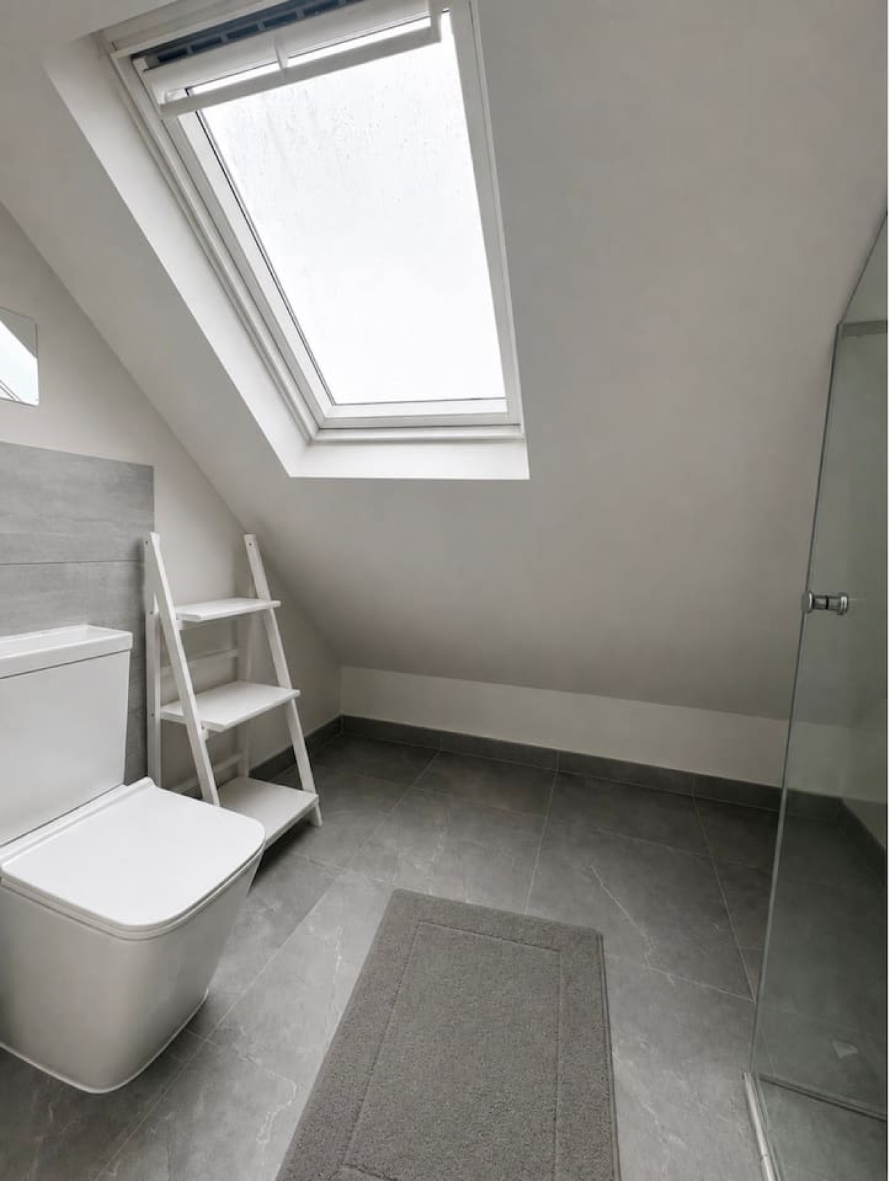 NEW Shared London house: Contractor relocation 4BR in Twickenham Gardens - Property image 9 - VivreStays