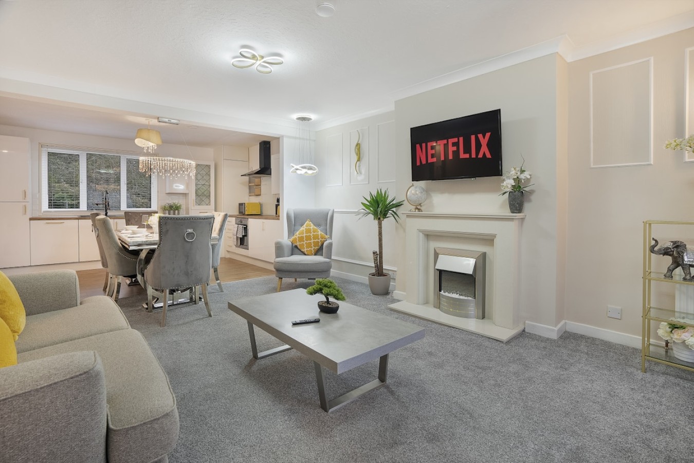 4-Bedroom House | Aberdeen, Cults | Kirk Brae House serviced apartment - Aberdeen - VivreStays