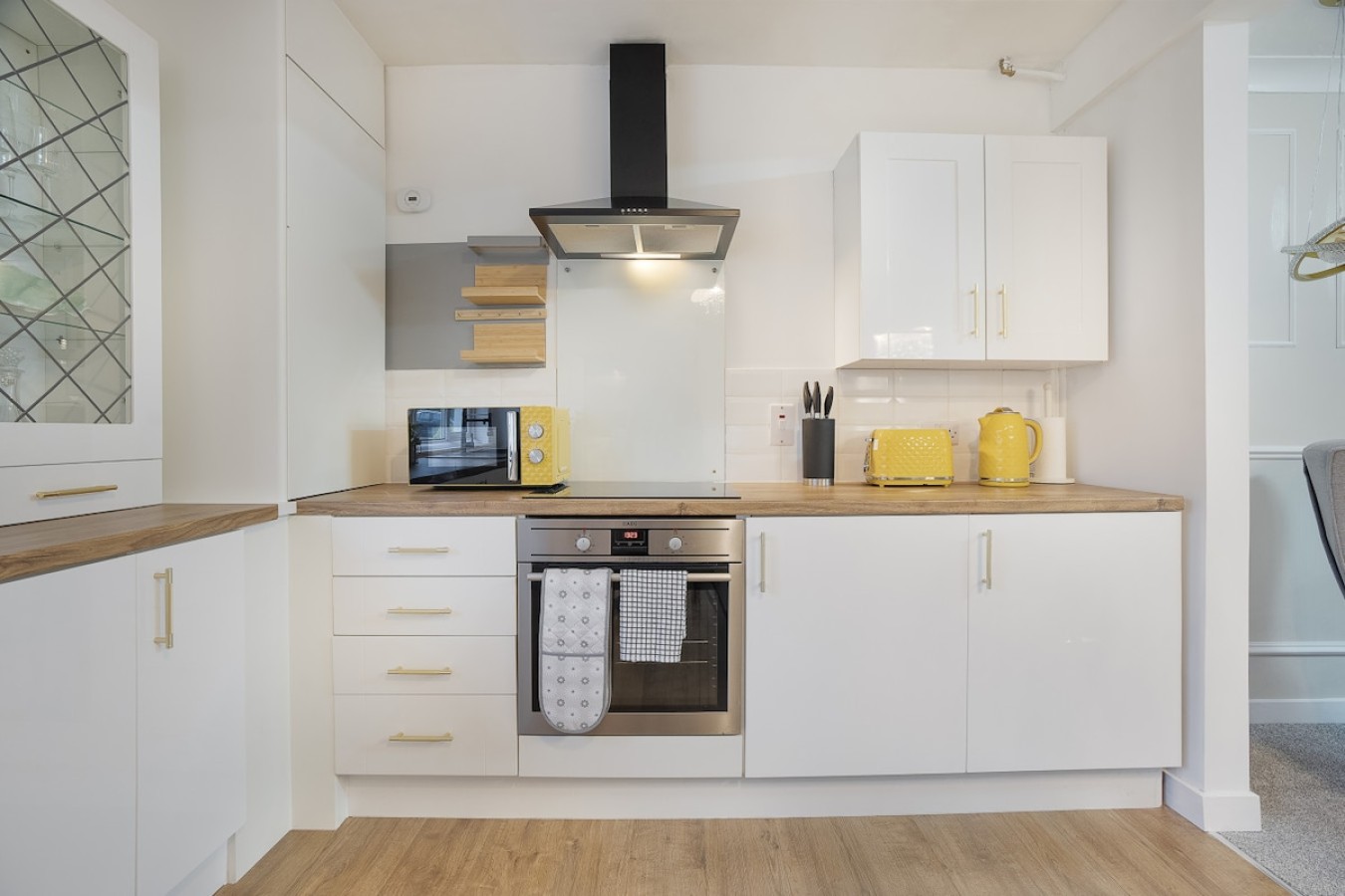 4-Bedroom House | Aberdeen, Cults | Kirk Brae House in Aberdeen - Property image 14 - VivreStays