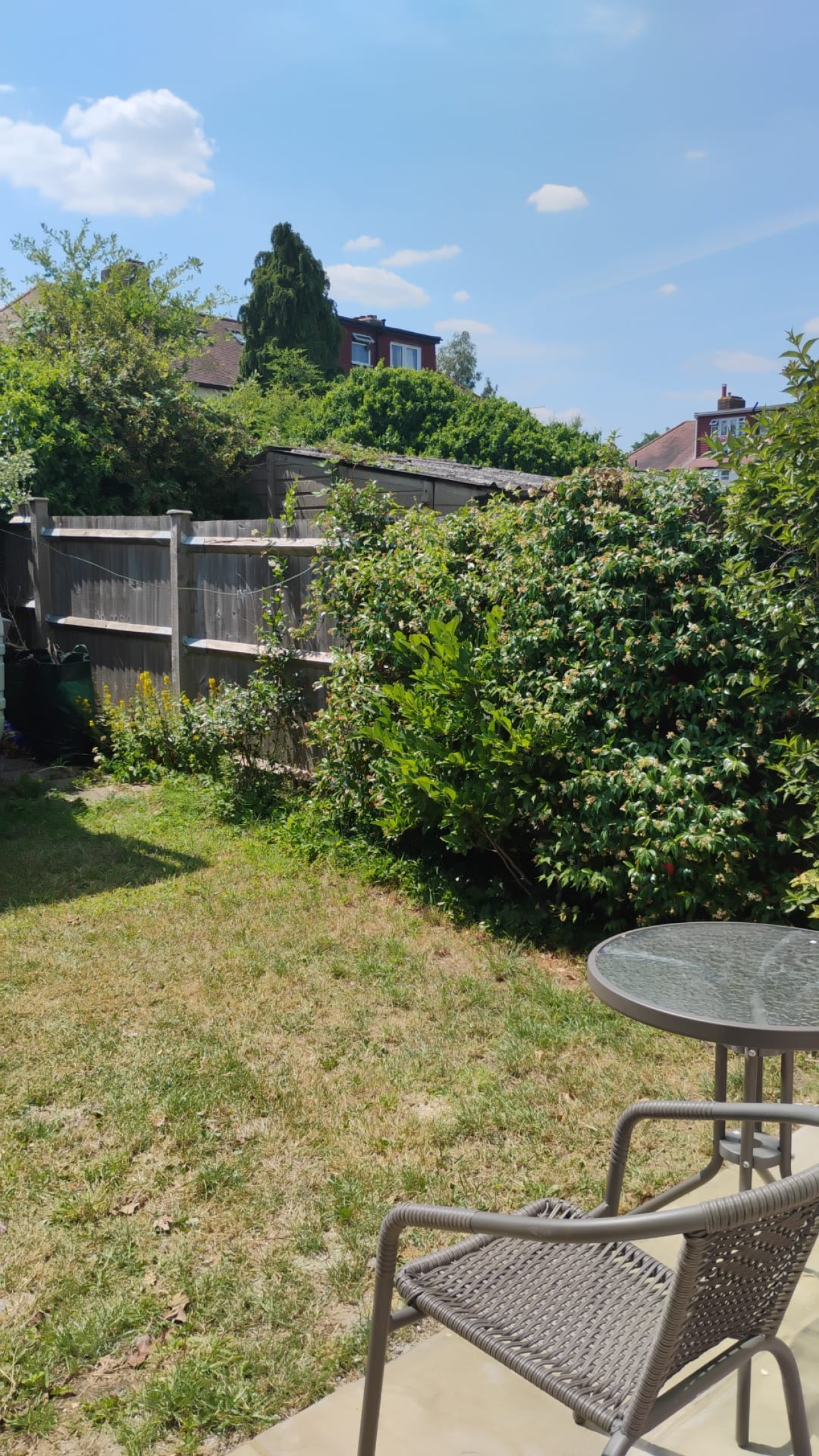 Spacious 4BR Stay in Morden Contractors and Group in 11Wentworth Close, England, United Kingdom, SM4 5QW - Property image 15 - VivreStays