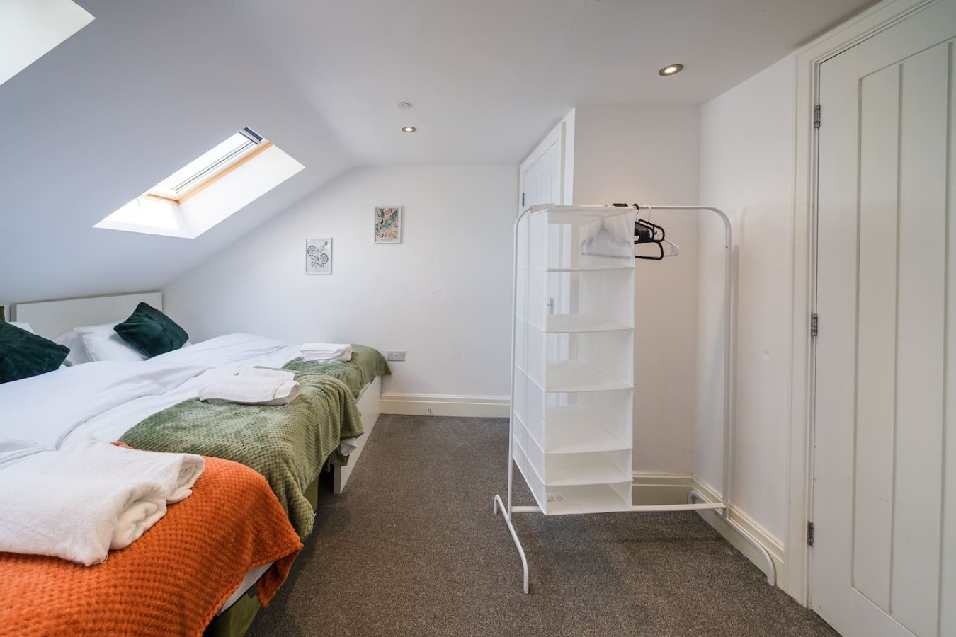 Premium 3 Bed Cardiff City Sleeps 9 with Free Parking in 11 Saint Peter's Street, Cardiff CF24 3BA - Property image 22 - VivreStays