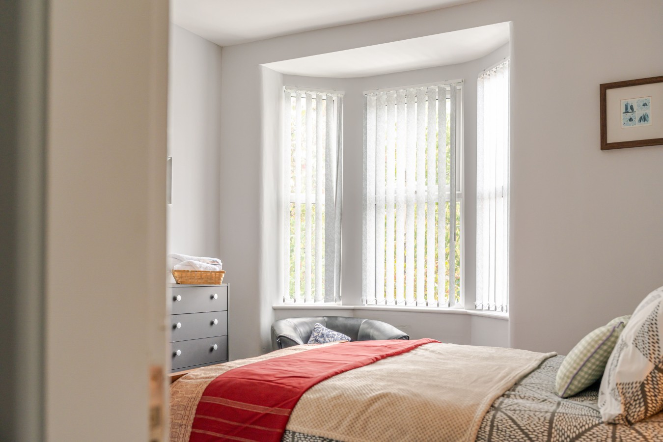 The Landmark Comfy 2BR 2BATH Home Sleeps 5 in Rugby in 53 Graham Road, Warwickshire, CV21 3LD - Property image 23 - VivreStays