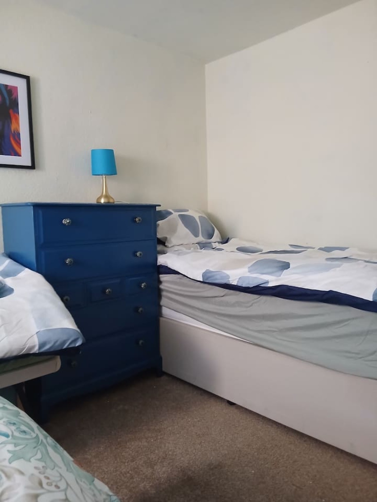 Dumfries 2BR Apartment | Free Parking | Near Robert Burns Centre in 4 Mill Road Dumfries and Galloway DG2 7BE - Property image 17 - VivreStays