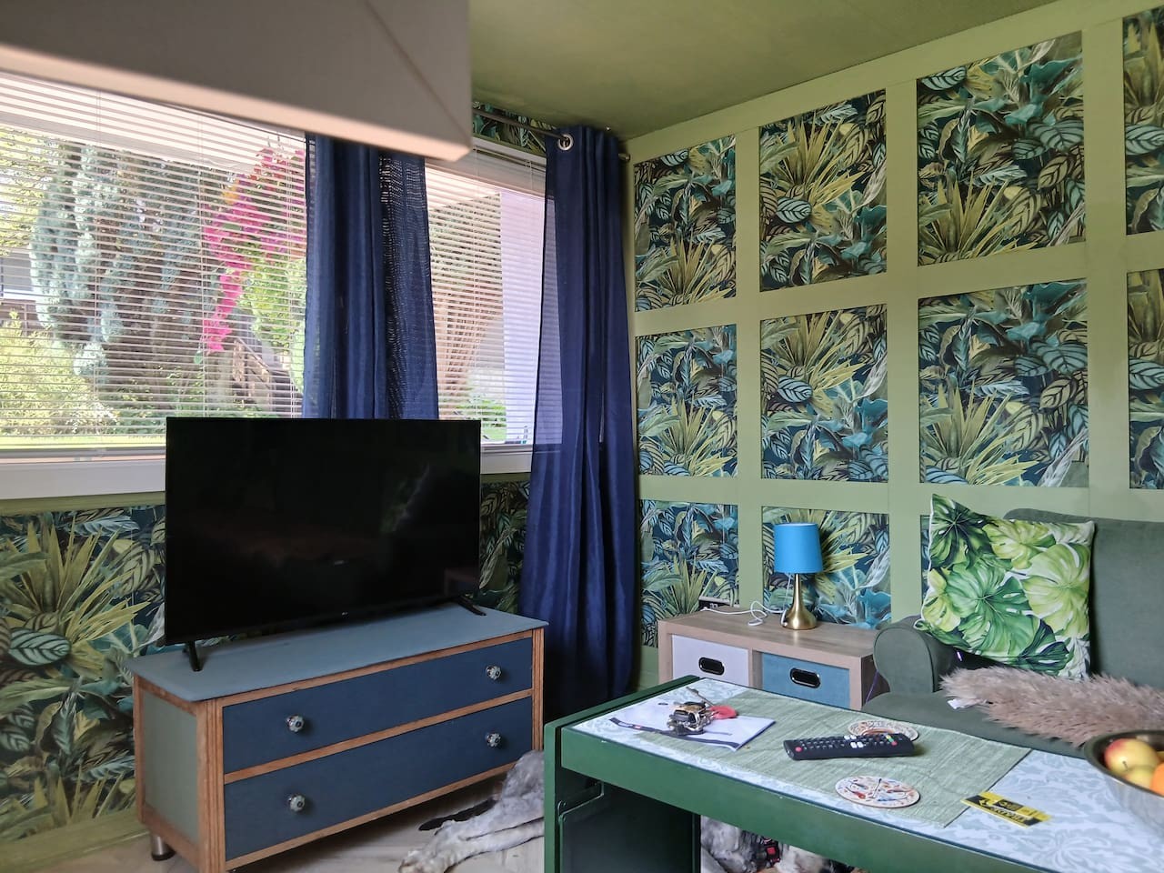 Dumfries 2BR Apartment | Free Parking | Near Robert Burns Centre in 4 Mill Road Dumfries and Galloway DG2 7BE - Property image 24 - VivreStays
