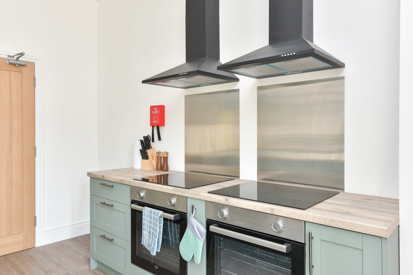 Contractor-Friendly 6BR 6 En-Suites | Free Parking in 241 Folkestone Road, Dover, Kent, CT17 9LL - Property image 12 - VivreStays