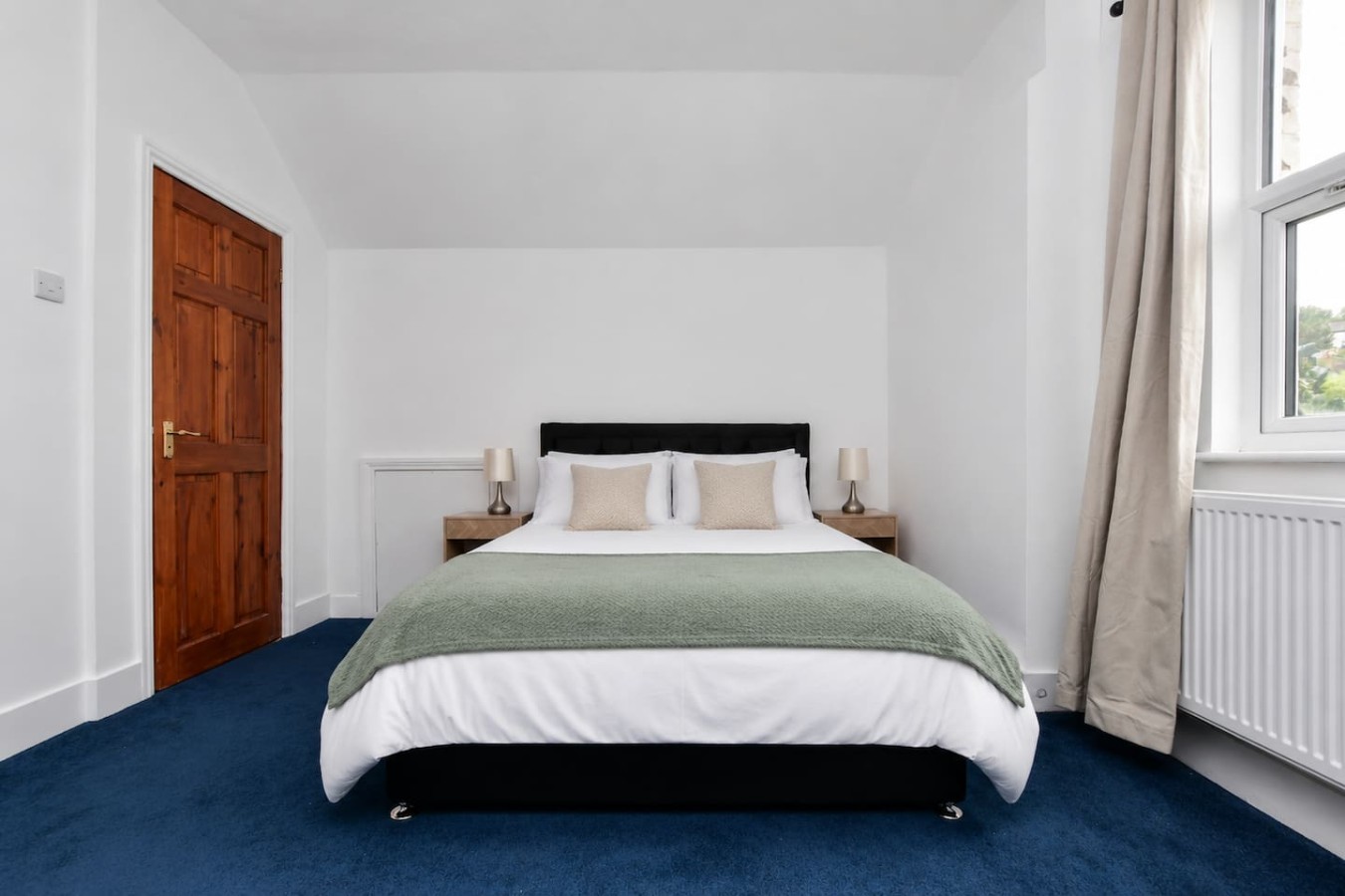 Contractor-Friendly 6BR 6 En-Suites | Free Parking in 241 Folkestone Road, Dover, Kent, CT17 9LL - Property image 6 - VivreStays