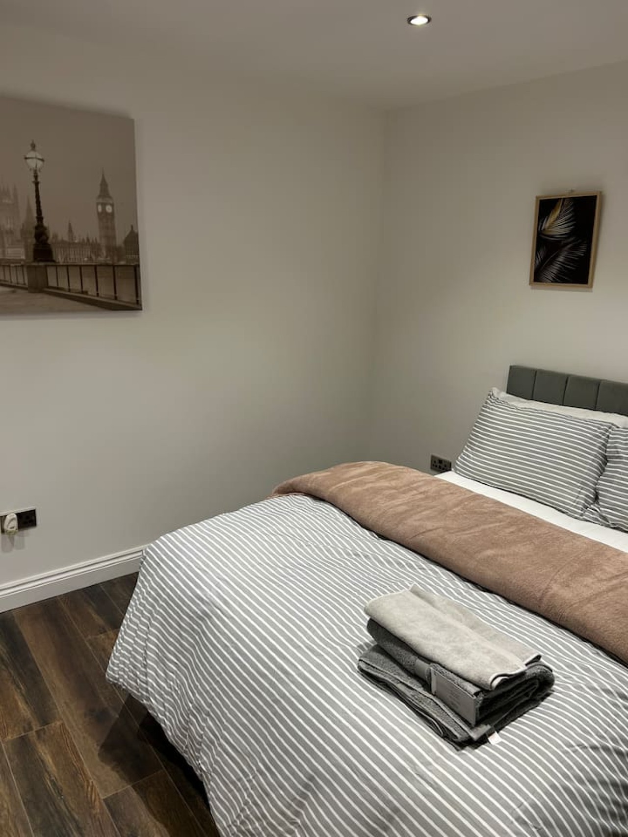 1-Bed Apt Close to Town Centre & Train Station in Mare Fair Flat 1, No 35 - Property image 8 - VivreStays