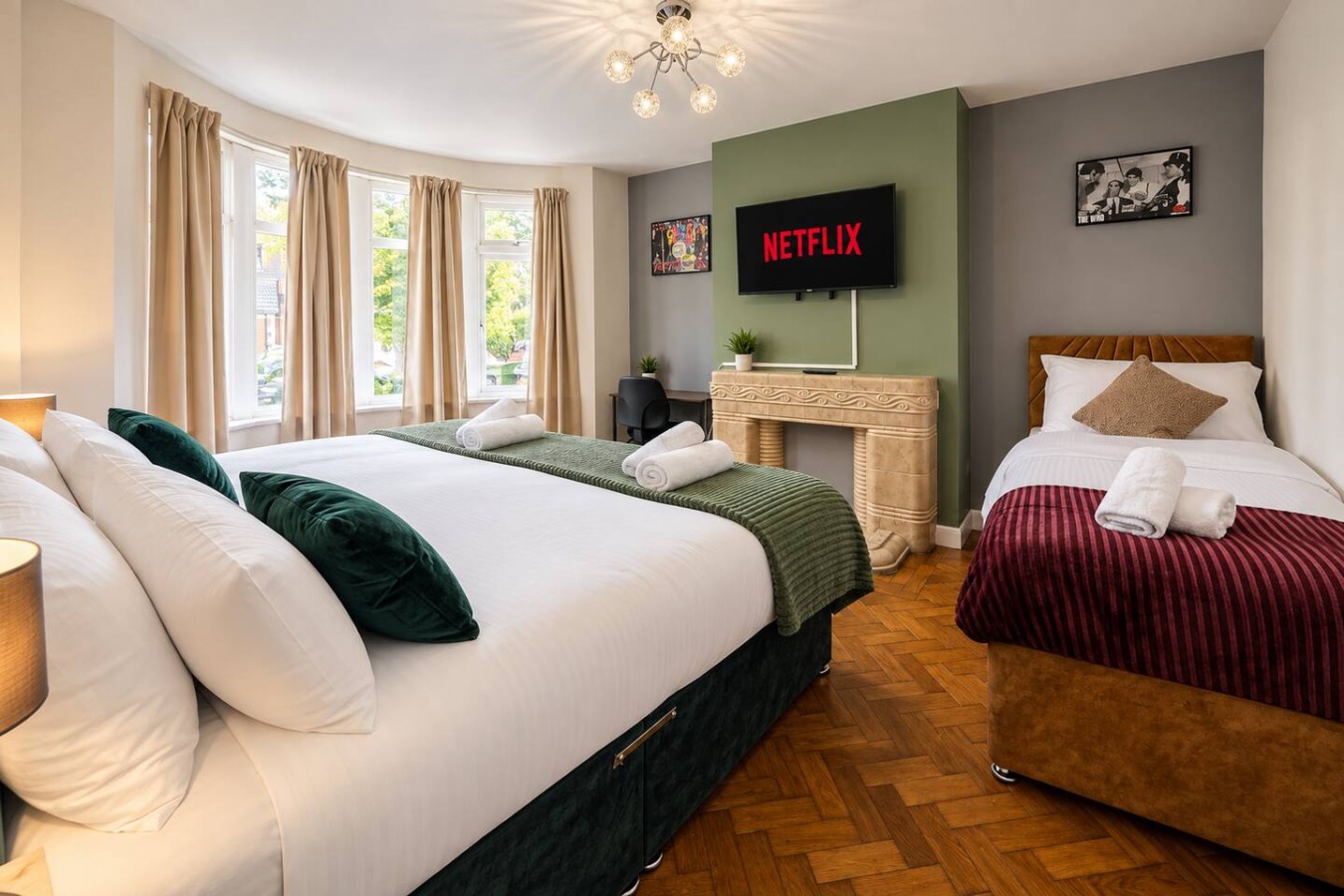 Spacious 4BR | Sleeps 10 | Free Parking in 236 Albany Rd, Cardiff CF24 3RZ, UK - Property image 2 - VivreStays