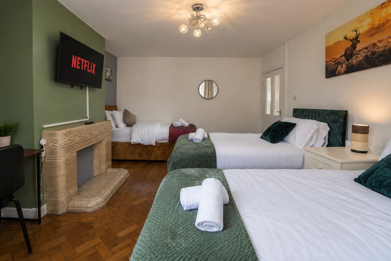 Spacious 4BR | Sleeps 10 | Free Parking in 236 Albany Rd, Cardiff CF24 3RZ, UK - Property image 9 - VivreStays
