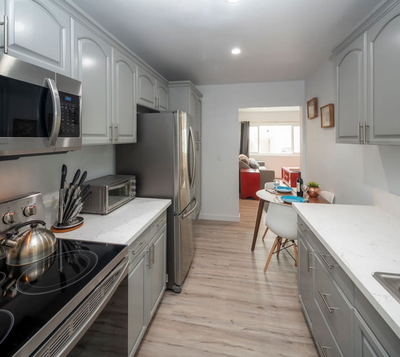 Remodeled Bright 2 Bedroom Steps To The Beach! - Venice Beach, CA