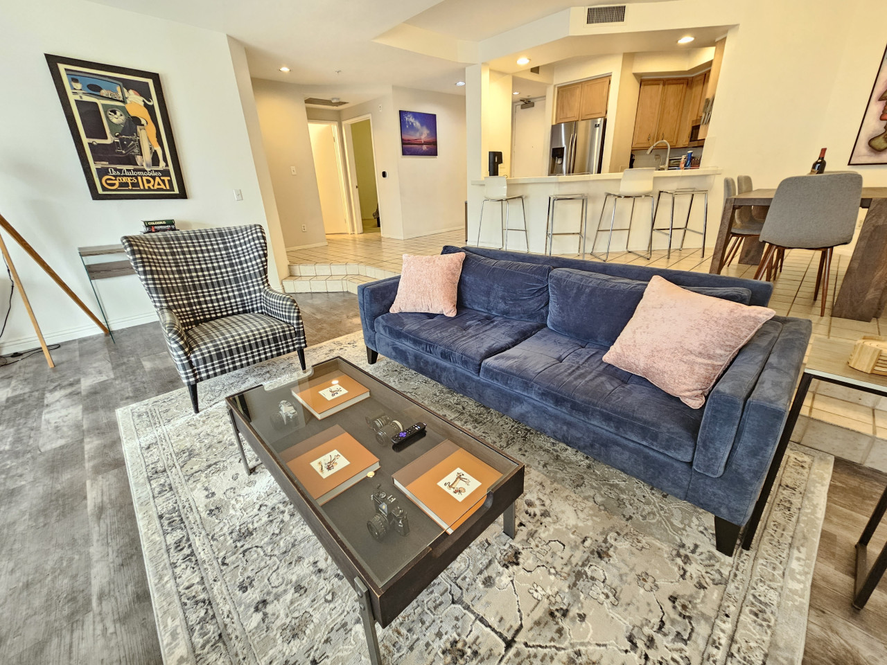 2 Bedroom, 2 Bath Condo, 2 Blocks To Beach! - Santa Monica, CA