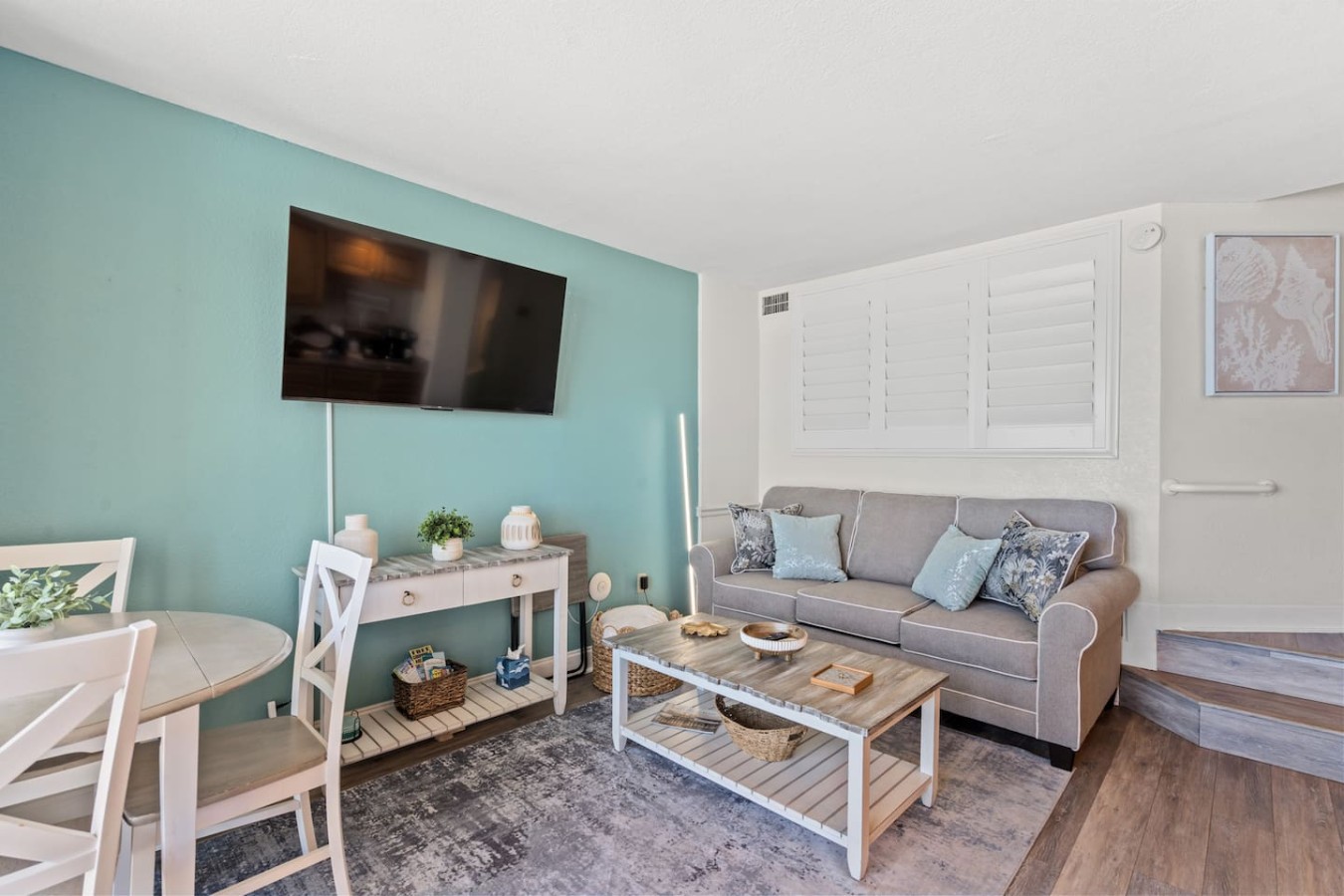 Beach Cove Resort 823