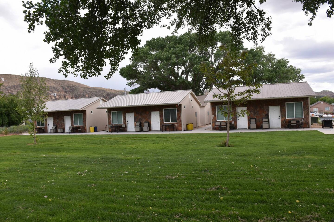 Bunkhouse 9B Perfect for 4 — La Verkin, UT — vacation rental
