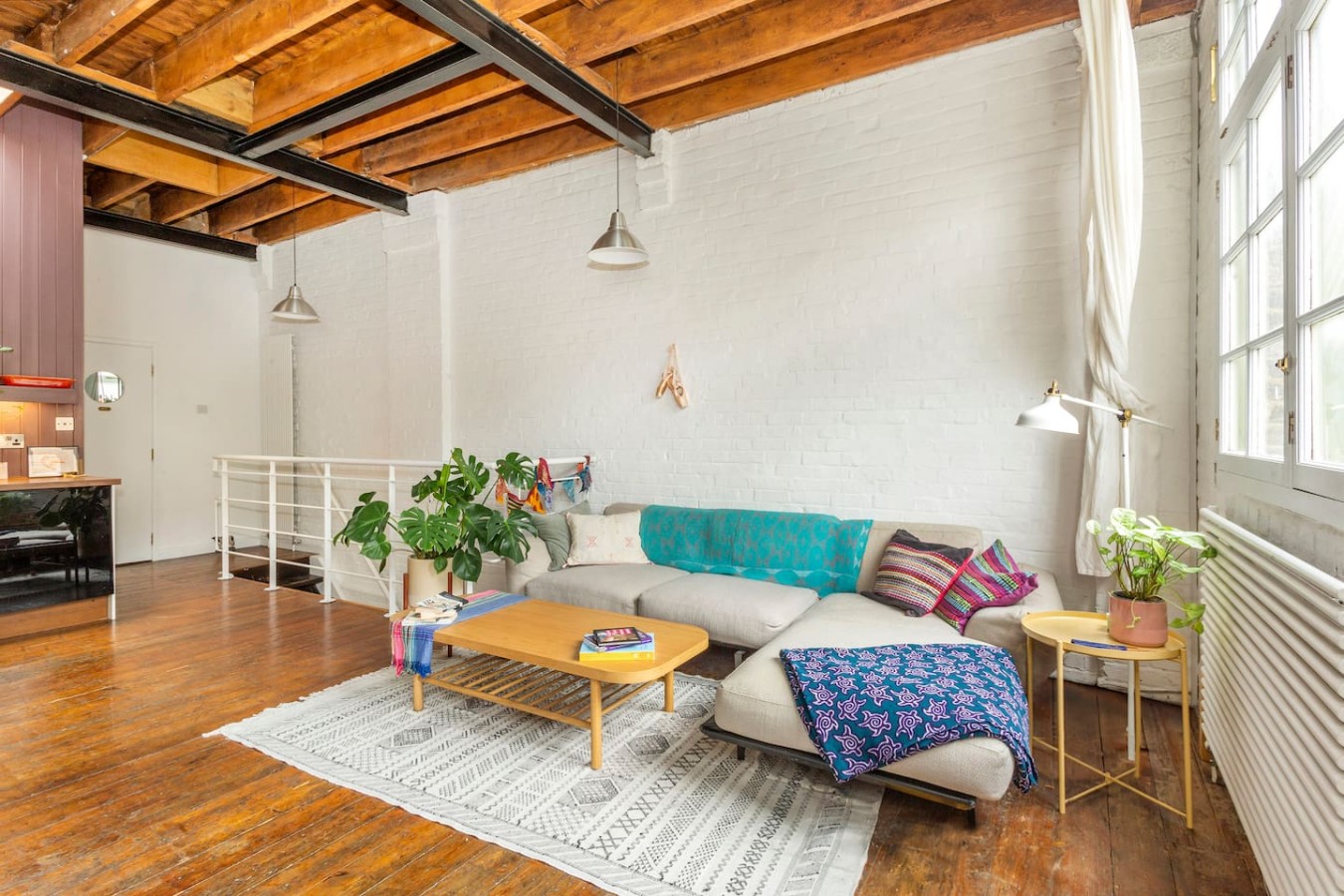 Luxury High Ceiling Apartment by Kings Cross St in 55 Bayham Place - Property image 10 - VivreStays