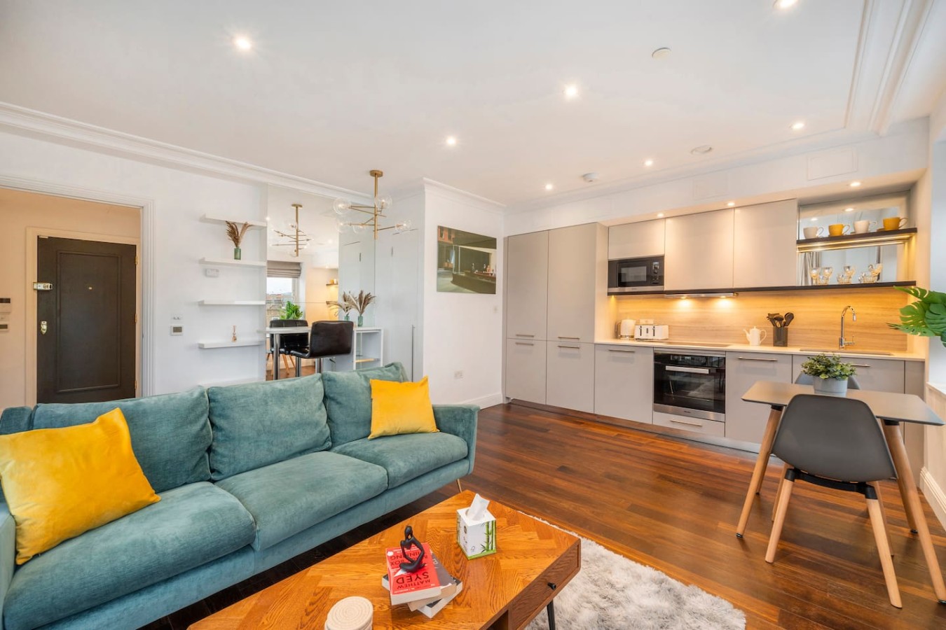 Serene One Bed, W/AC, Bidet, Walk to Baker Street in Flat 14 5 Cuthbert Street - Property image 5 - VivreStays