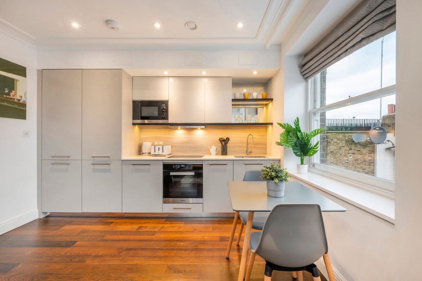 Serene One Bed, W/AC, Bidet, Walk to Baker Street in Flat 14 5 Cuthbert Street - Property image 2 - VivreStays