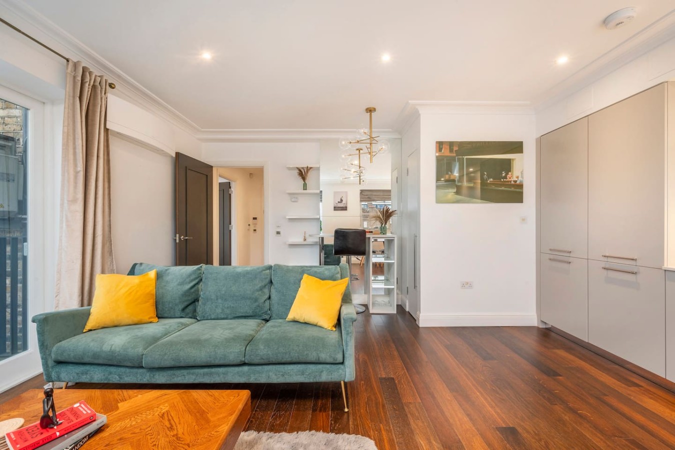 Serene One Bed, W/AC, Bidet, Walk to Baker Street in Flat 14 5 Cuthbert Street - Property image 8 - VivreStays