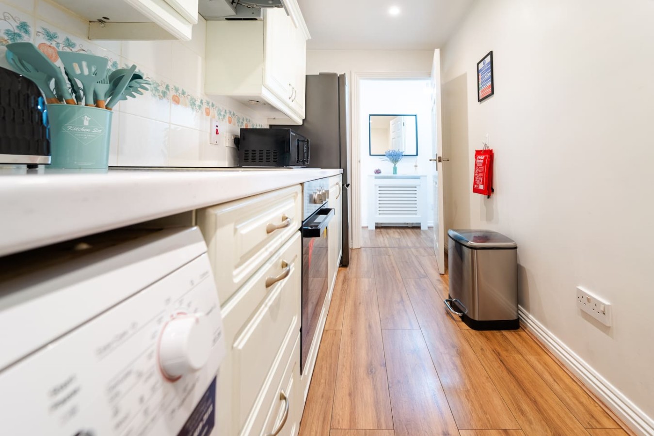 Cosy 2 Bed 2 Bath Elephant Castle With Parking in Riddell Court, 20 Albany Road Flat 9 Riddell Court - Property image 19 - VivreStays