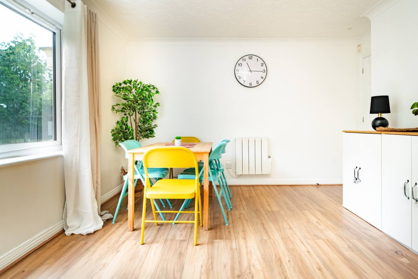 Cosy 2 Bed 2 Bath Elephant Castle With Parking in Riddell Court, 20 Albany Road Flat 9 Riddell Court - Property image 10 - VivreStays