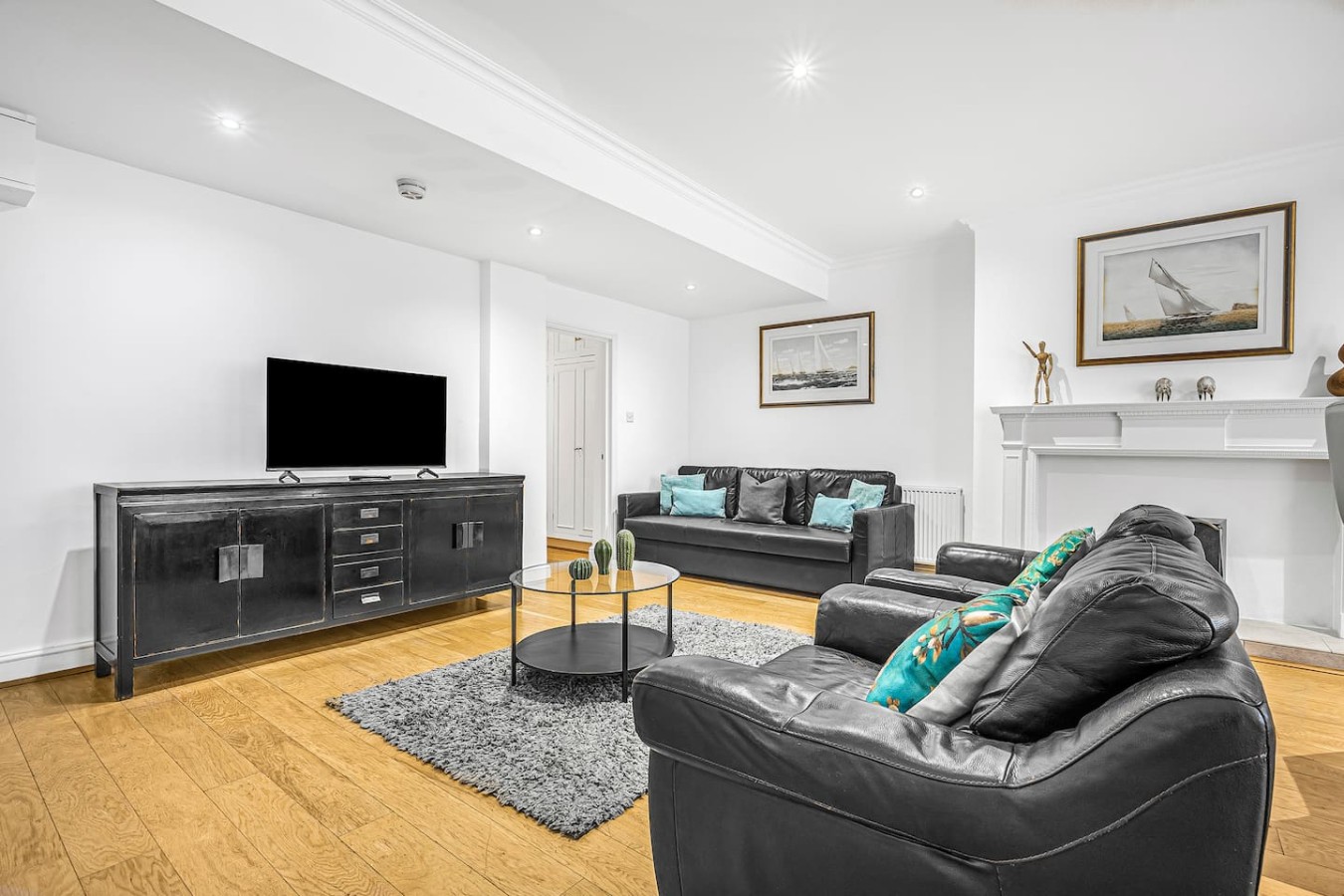 Cosy 3 Beds, 2 Bath, w/Garden in Central London serviced apartment - UK - VivreStays