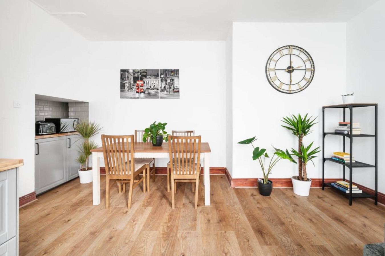 Serene flat in Holborn, 8 mins from Covent Garden in 6 Gate Street Flat 1 - Property image 8 - VivreStays