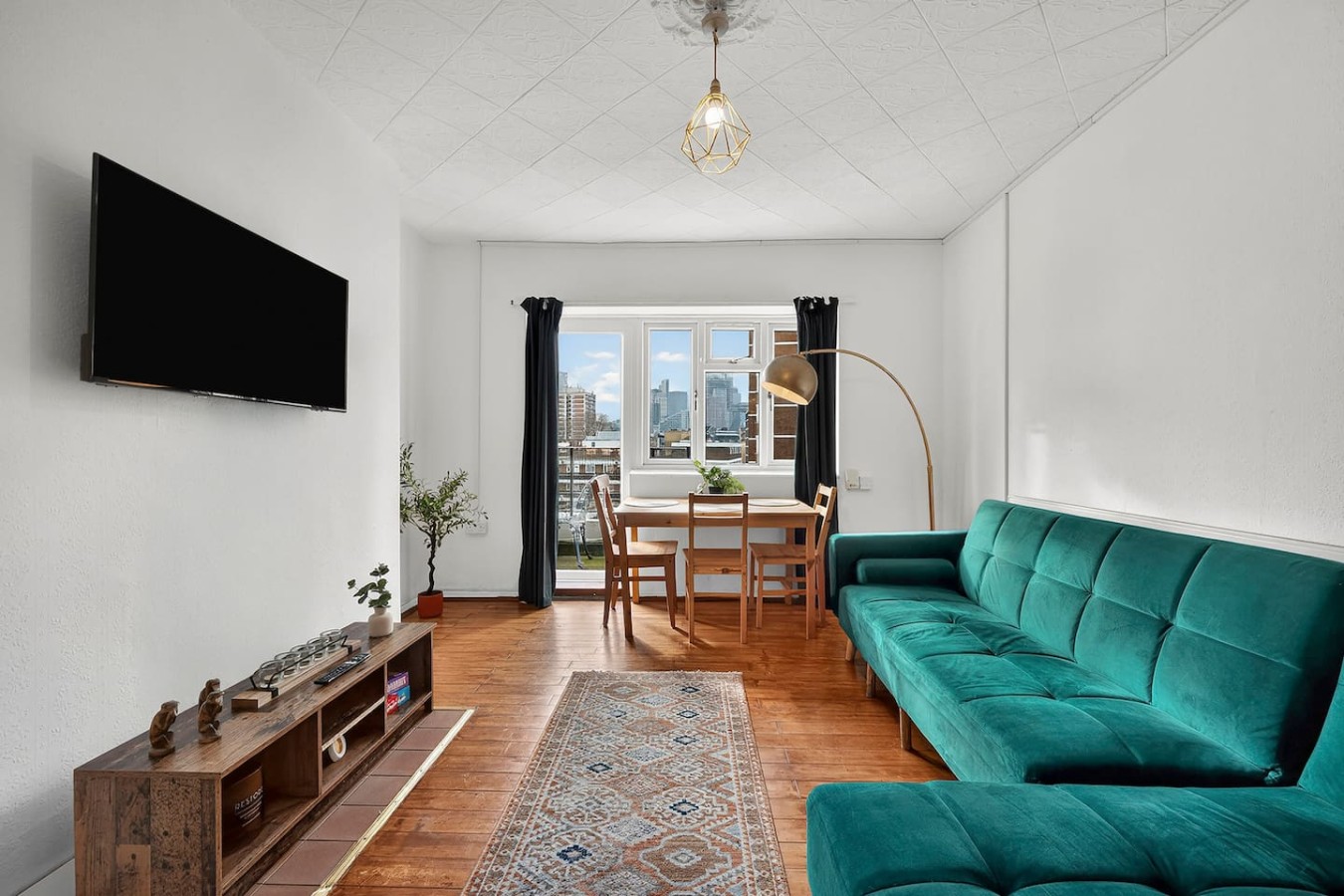 Spacious 2 Bedroom w/Balcony Hoxton, Old St, City serviced apartment - UK - VivreStays