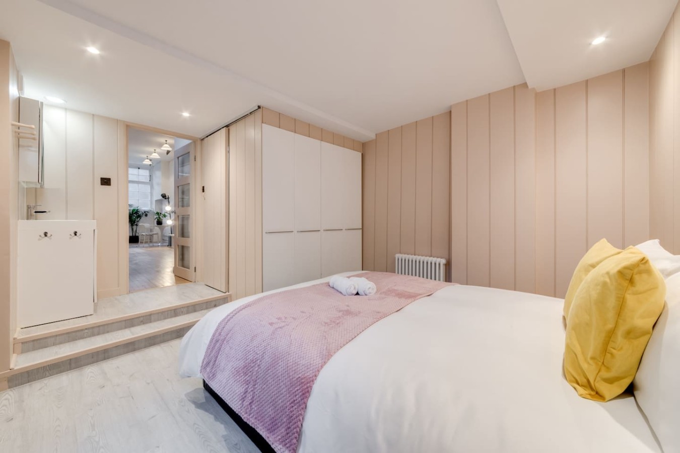 One Bed Urban Oasis Near Kings Cross St in 53 Bayham Place - Property image 9 - VivreStays