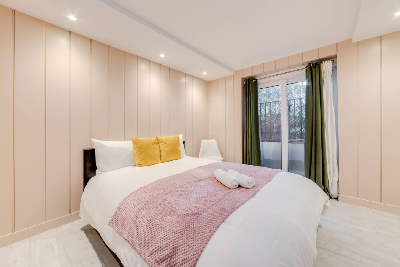 One Bed Urban Oasis Near Kings Cross St in 53 Bayham Place - Property image 2 - VivreStays
