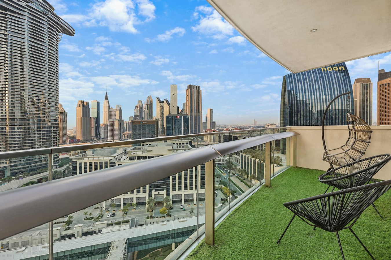 FIRST CLASS | 2BR | Dubai Skyline & Sea view