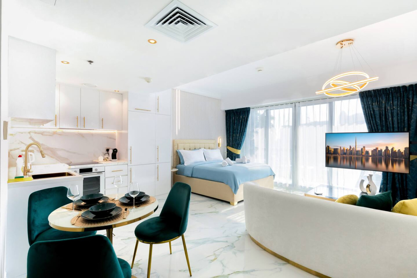 City Retreat – Steps from Dubai Mall & Dubai Opera