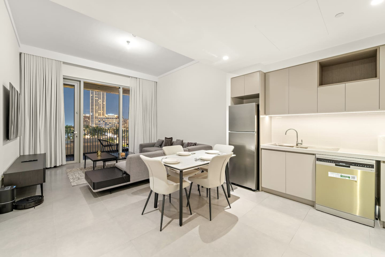 FIRST CLASS | 2BR | Luxury Creek Harbour Living