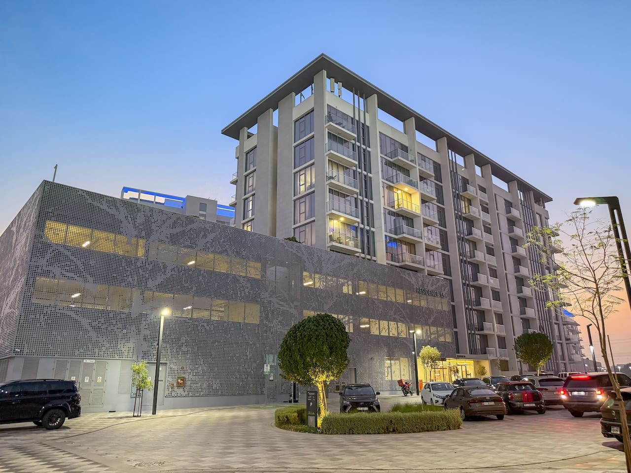 FIRST CLASS | 1BR | Spacious Luxury Escape