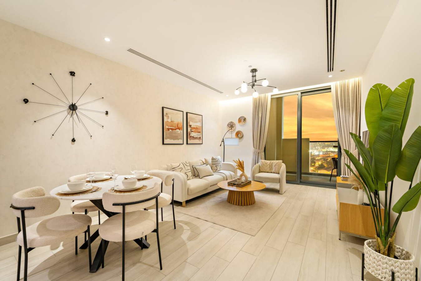 FIRST CLASS |1BR| Stylish Comfort | Near JVT Park