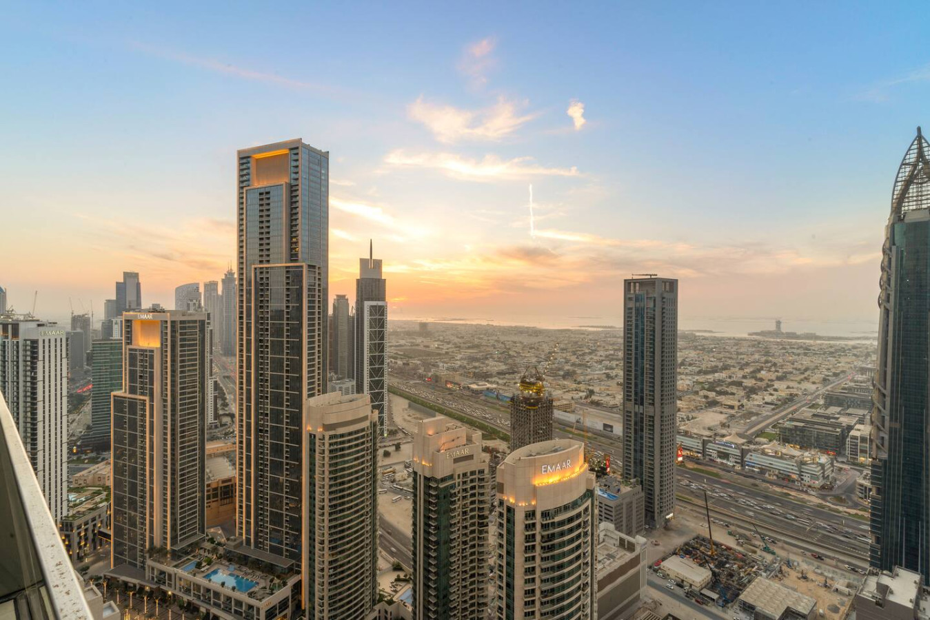 FIRST CLASS | 1BR | Elegance | Near Burj Khalifa