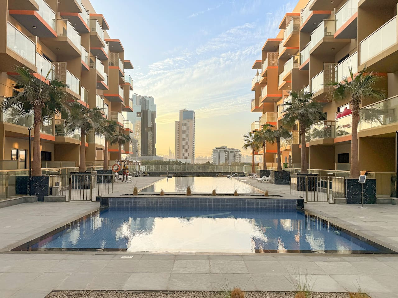 FIRST CLASS | 1BR | Tranquil Pool View Retreat