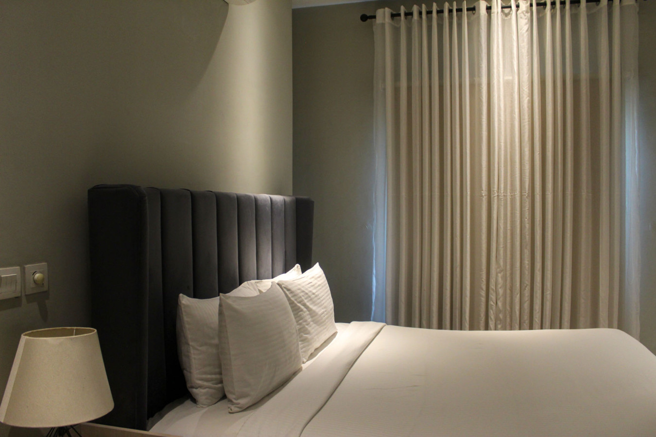 1BR Luxury Hideaway with City Views | Opus