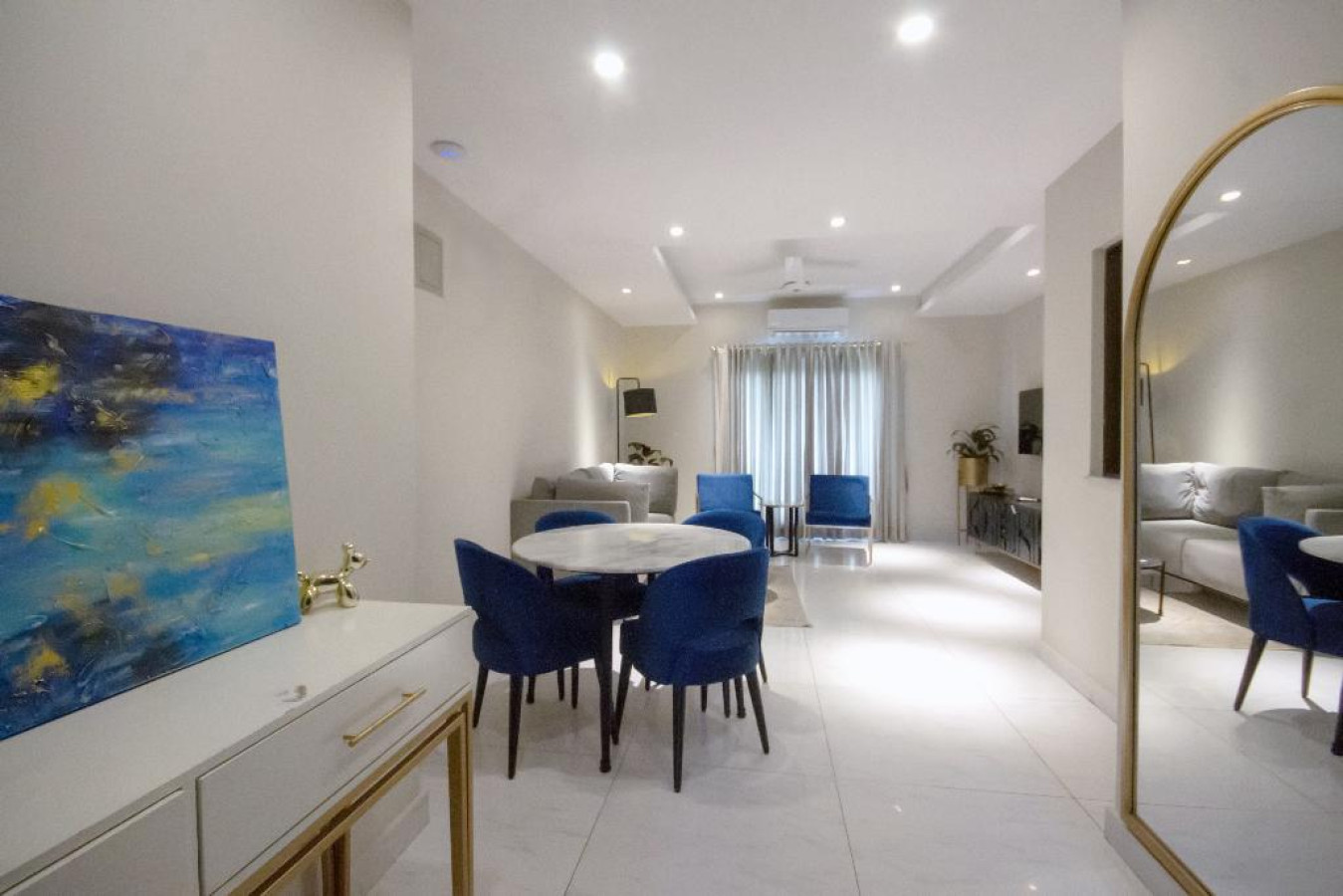 1 Bed Apt | King Bed | Gym | Terrace | Gulberg 3