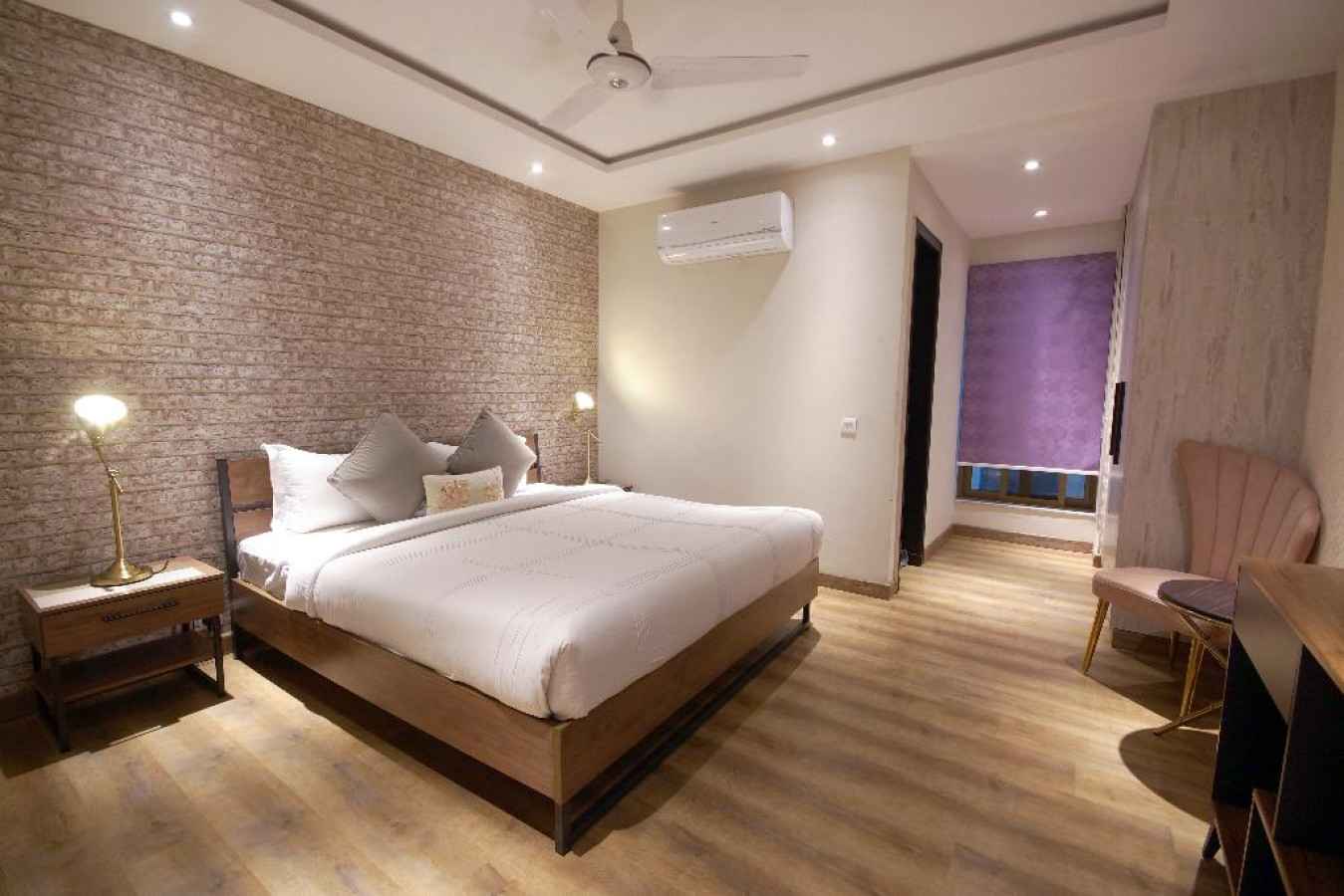 1BR Luxury Apartment with Prime Location | The Opus