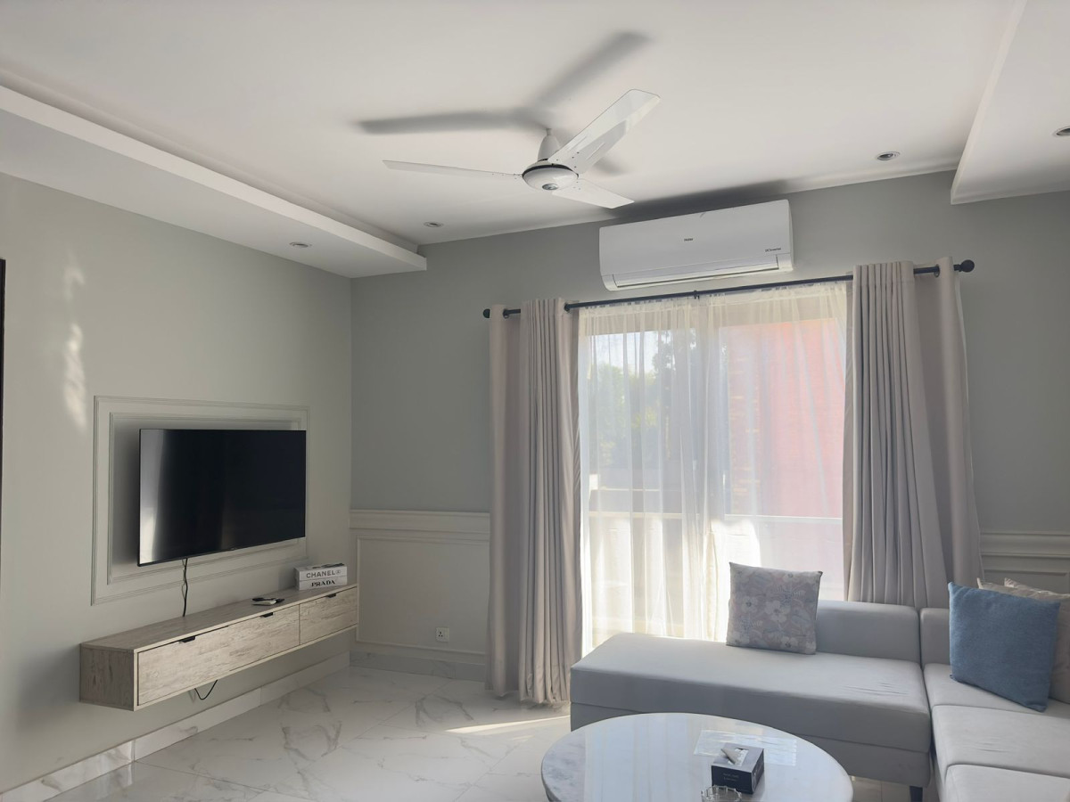 1BR Apt | King Bed | The Opus Gulberg 3