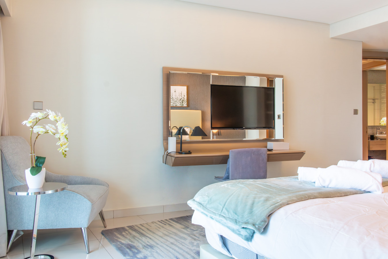 2BR | Pool + Spa + Cinema | DAMAC Towers by Paramount | Business Bay