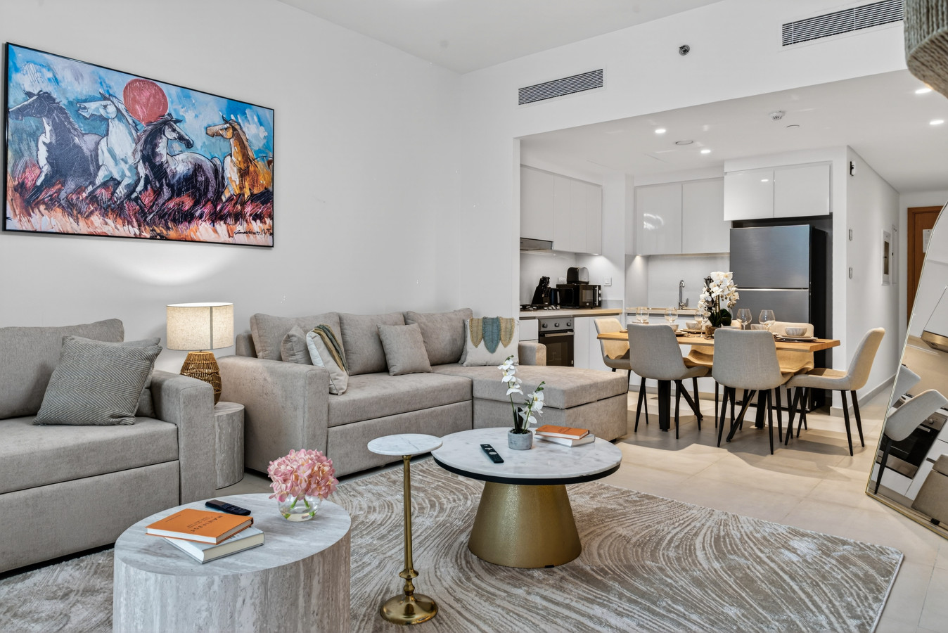 2306 Downtown Views 2